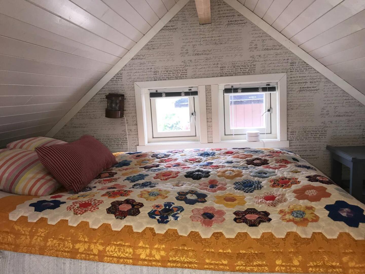 Nora'S Waterfront Cabin 斯沃尔韦尔 外观 照片