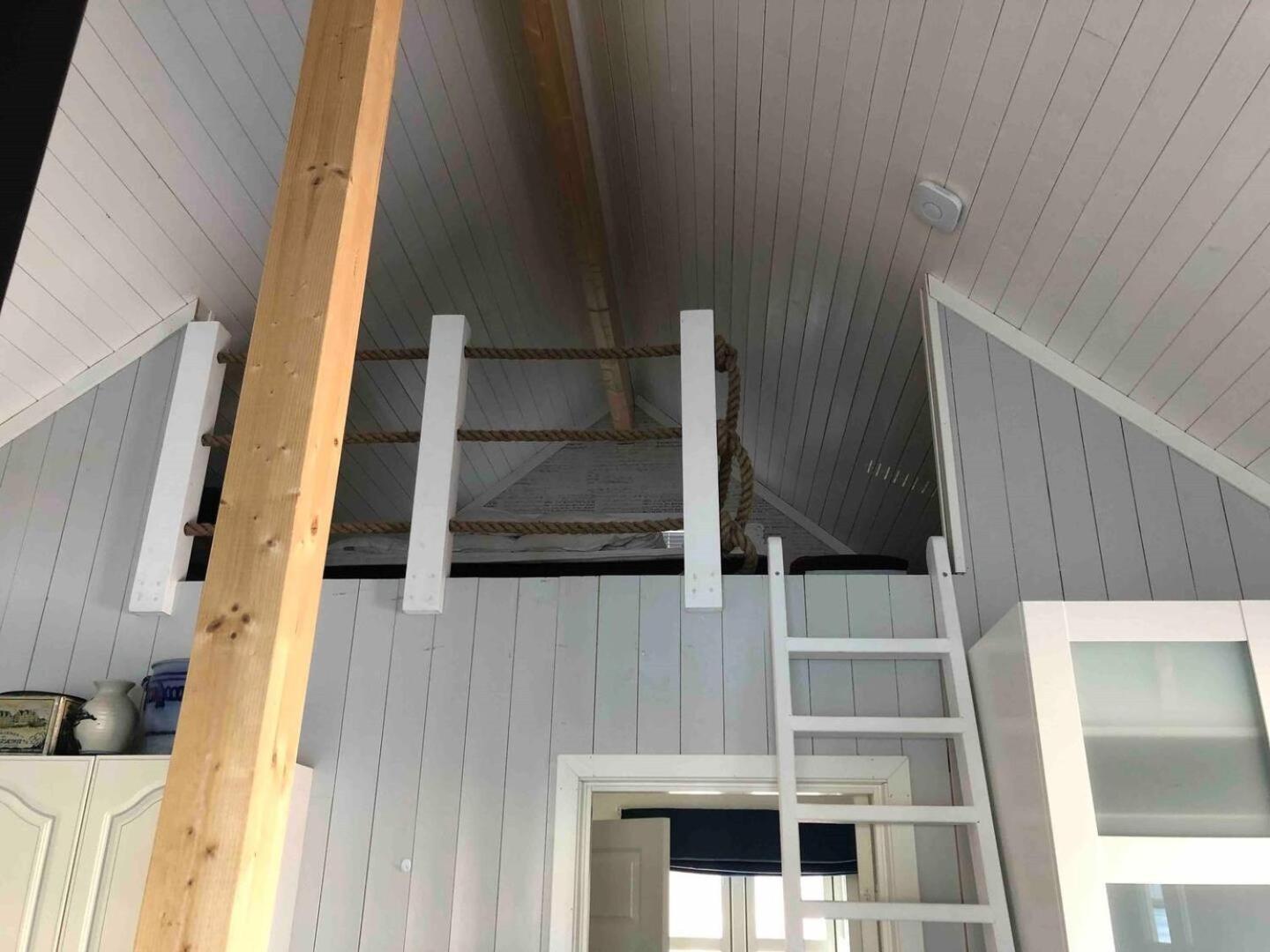 Nora'S Waterfront Cabin 斯沃尔韦尔 外观 照片